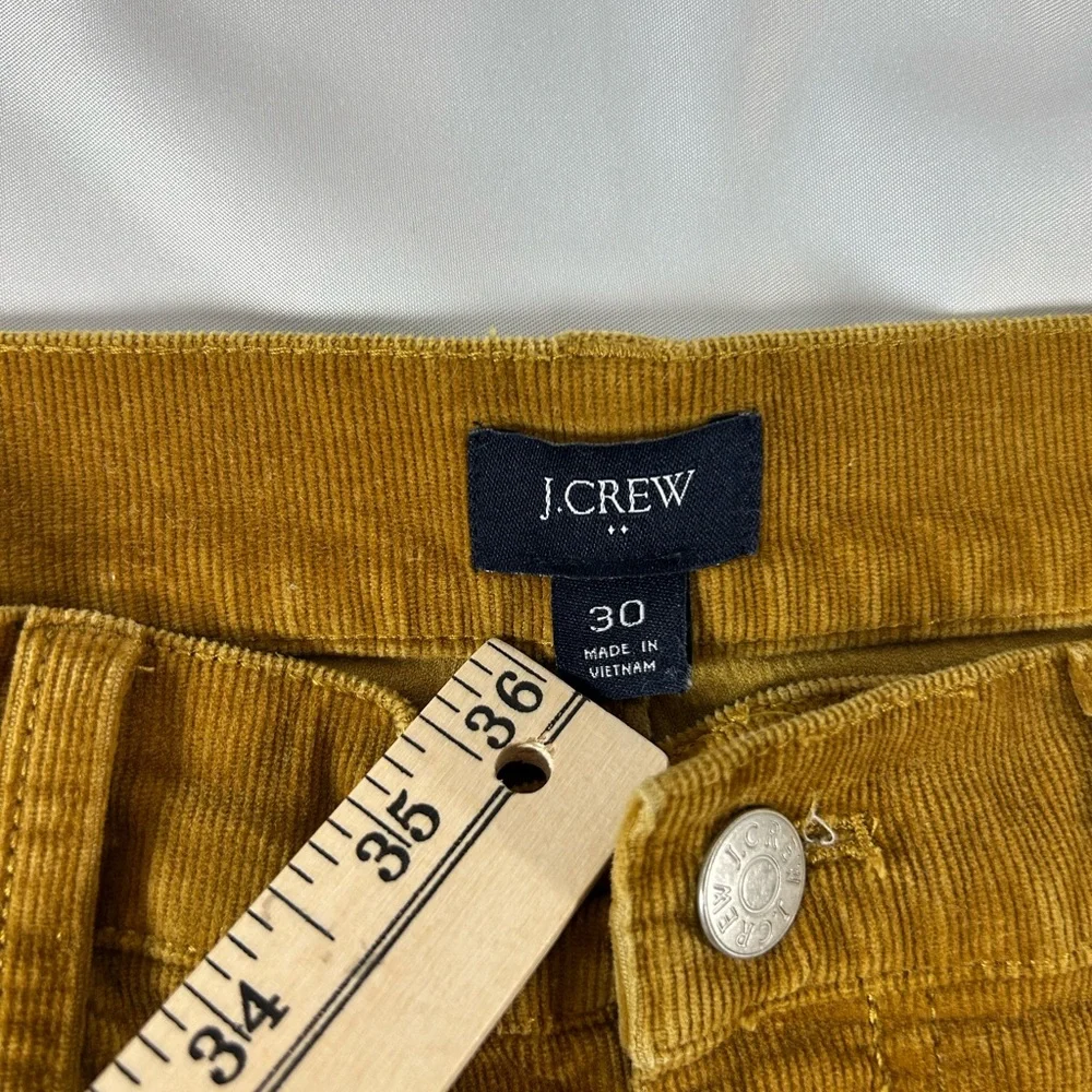 J.‎ Crew Women’s Golden Mustard Corduroy Flat Front Pants, size 30